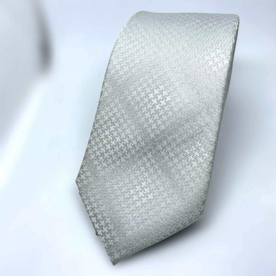 SUIT SELECT ネクタイ　シルバー　シルク100％