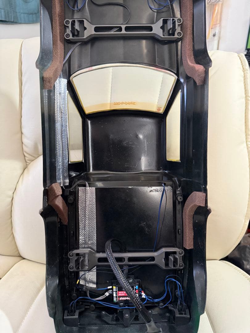 トラクサス　1/10　TRX4　スポーツ　RTR クローラー