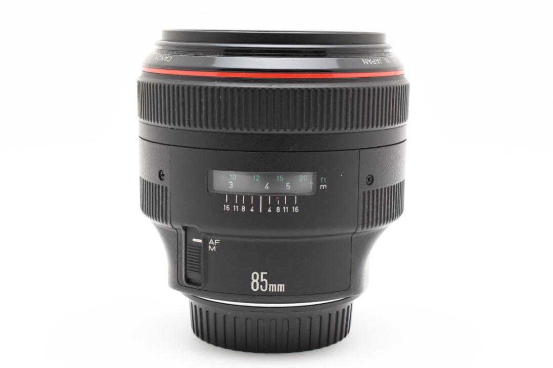 CANON EF