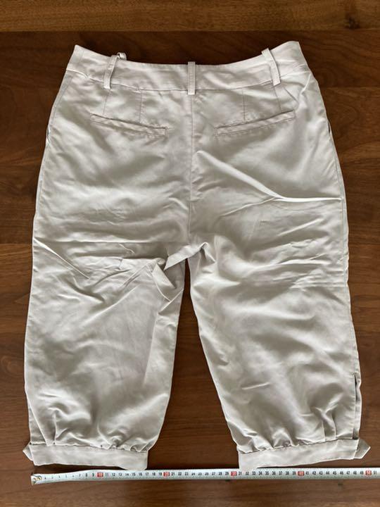 URBAN RESEARCH クロップドパンツ ハーフパンツ グレージュ - メルカリ URBAN RESEARCH クロップドパンツ ハーフパンツ グレージュ - メルカリ