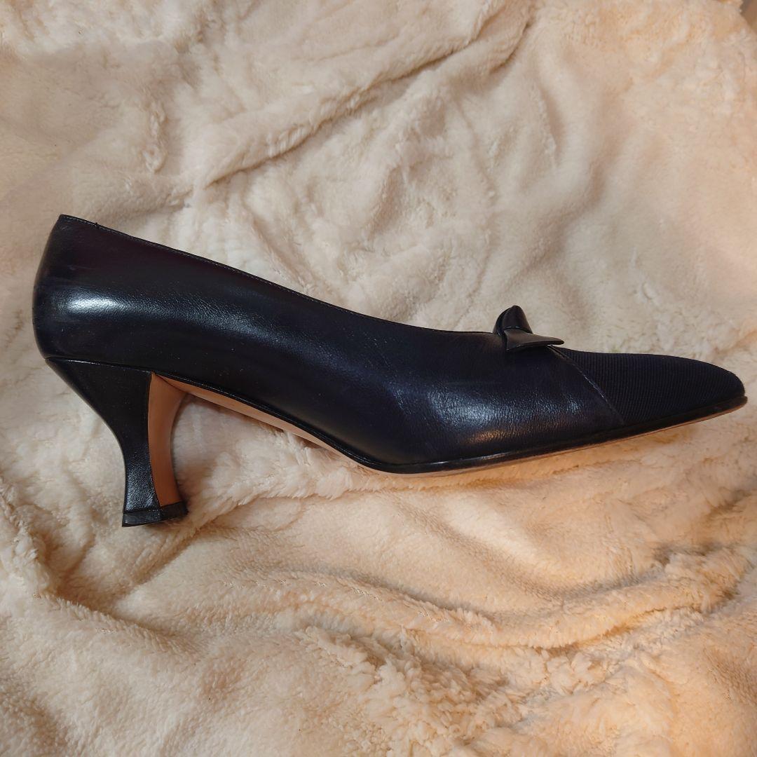 Salvatore Ferragamo パンプス