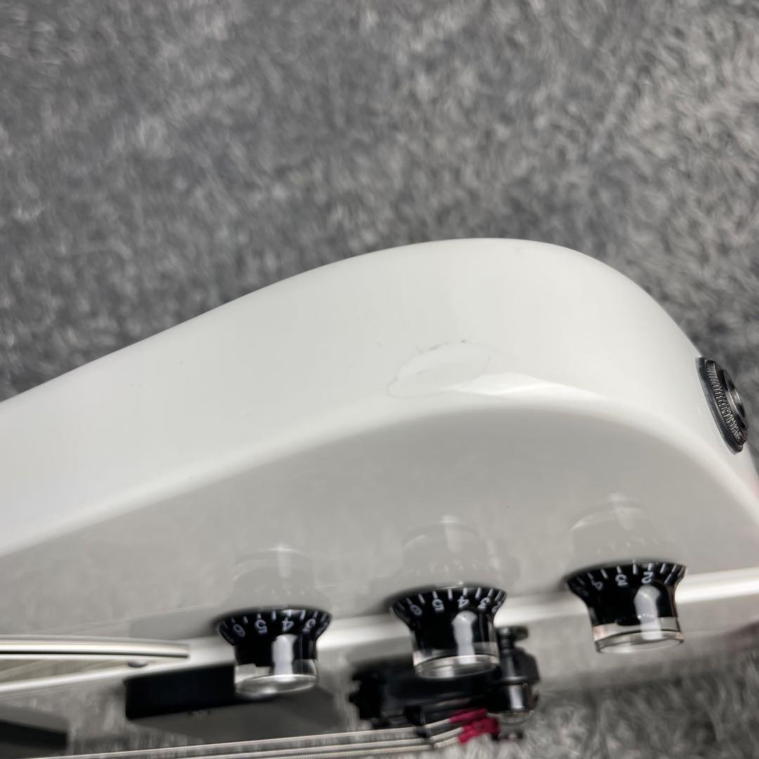 ベース Epiphone THUNDERBIRD CLASSIC IV PRO WHT