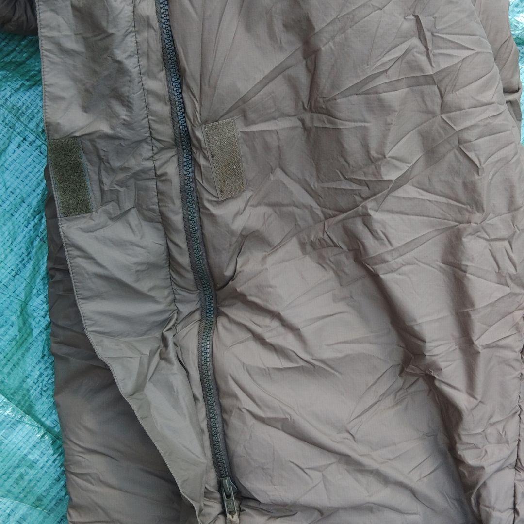 カリンシアCARINTHIA DEFENCE 4サイズL 寝袋 オリーブグリーン Defence 4 / ディフェンス4 【M/Lサイズ在庫あり】 – CARINTHIA