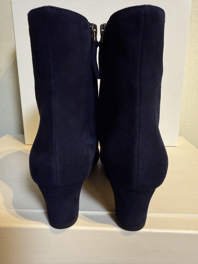 ◆◇新品未使用Manolo Blahnikスエード ショートブーツ 37◇◆