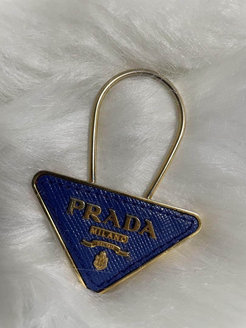 箱付きPRADA 青 レザー キーリング 三角形 デザイン 本体