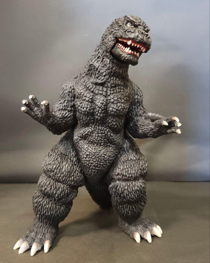ゴジラ怪獣ソフビリペイント　84ゴジラ 塗装済み完成品　海洋堂 ゴジラ怪獣ソフビ 84ゴジラ 塗装済み完成品 海洋堂 - メルカリ