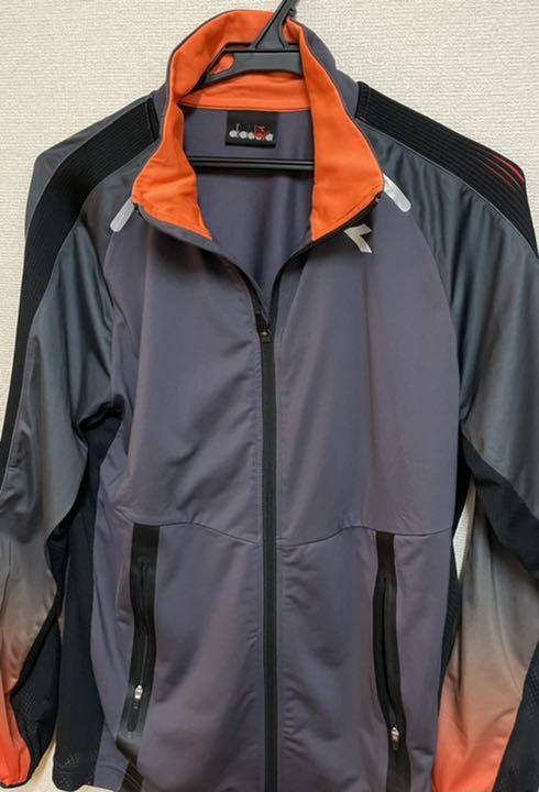 格安販売の 白黒赤 ウィンドブレーカー上下セットLサイズ