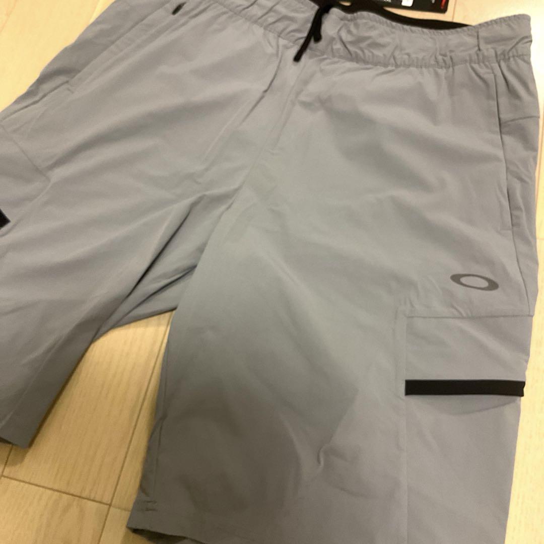 新品/OAKLEYオークリー ハーフパンツ　スポーツウェア　サイズ2XL グレー