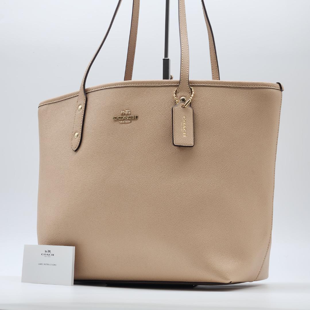 美品 COACH トートバッグ ゴールド金具 肩がけ A4可能 e370