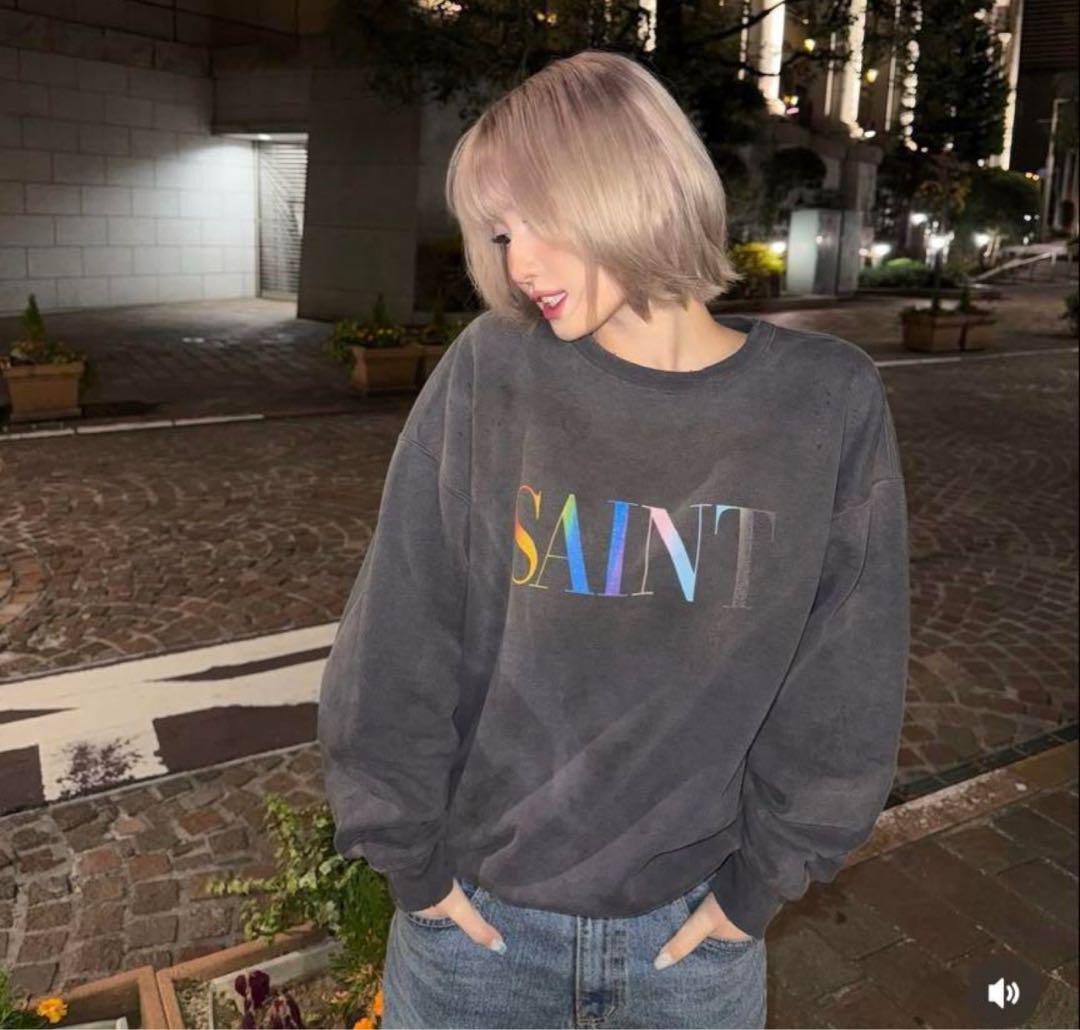 大型セールや時期 TWICEモモ着用 Mサイズ レインボーロゴ セントマイケル ✨即日発送✨ トップス