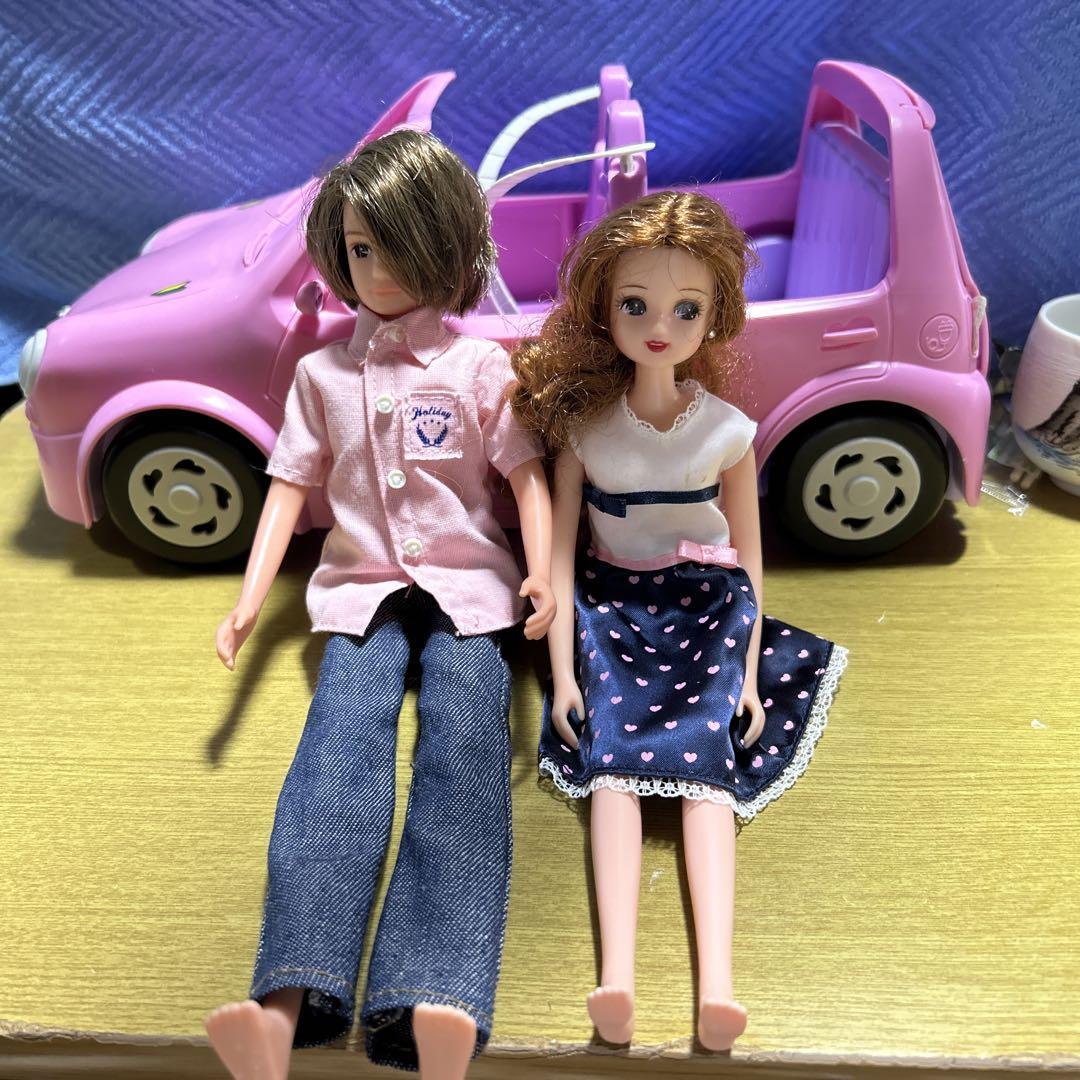 リカちゃん ピンクオープンカー 人形2体付き リカちゃん ピンクオープンカー 人形2体付き