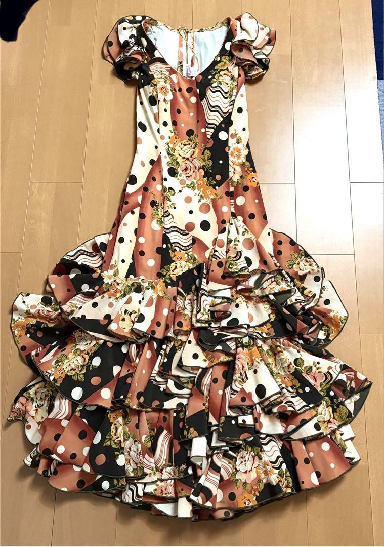フラメンコドレス 花柄 フリル付き