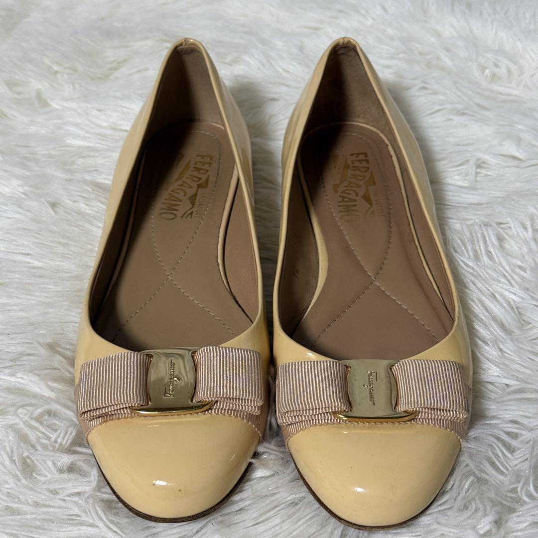 FERRAGAMO フェラガモ フラット パンプス VARINA Salvatore