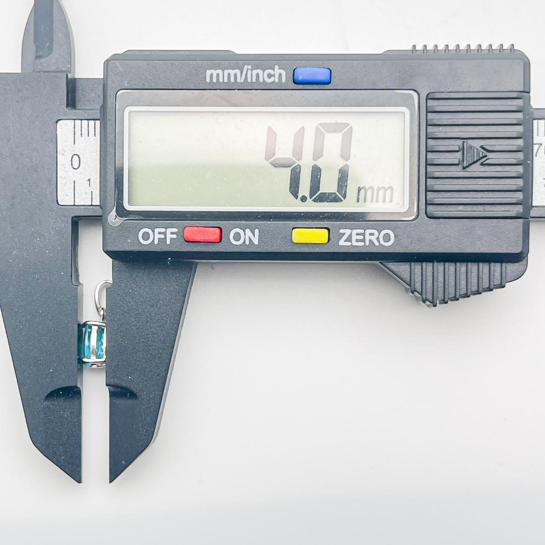 JN165 Pt900 ペンダントトップ 0.8ct パライバアパタイト