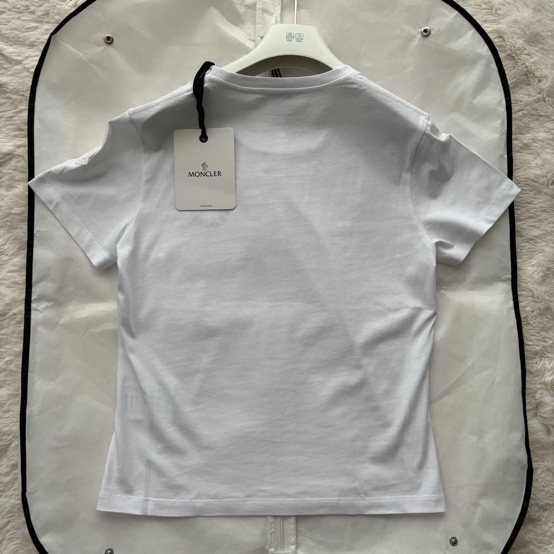 未使用 タグ付き モンクレールTシャツ レディース 白T ビッグロゴ ワッペン