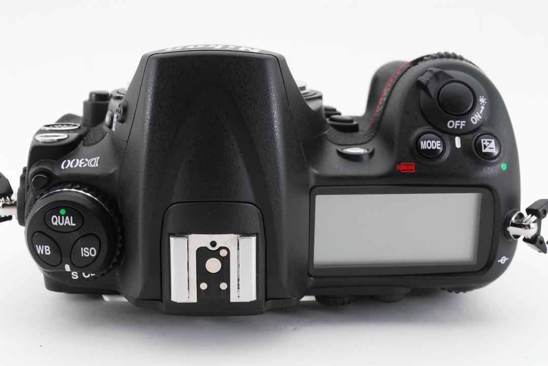 □美品□ ニコン Nikon D300 ボディ 《ショット数 5026回》