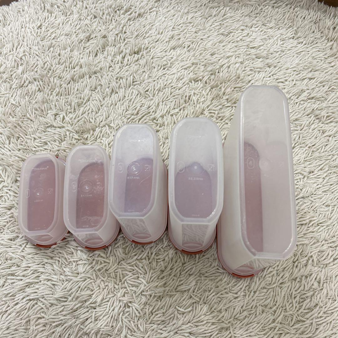 タッパーウェア　楕円５個セット ほぼ未使用品‼️タッパーウェア楕円形5セット売り - 保存容器