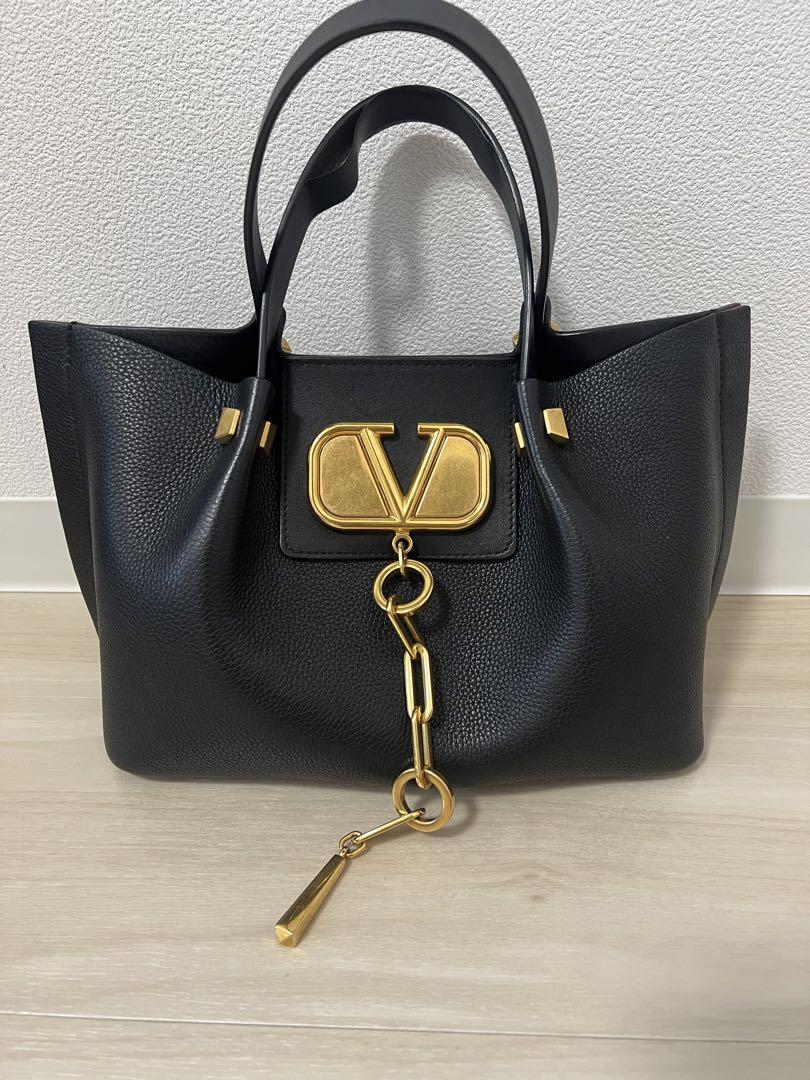 valentino ヴァレンティノ　バッグ　Vロゴ　訳あり