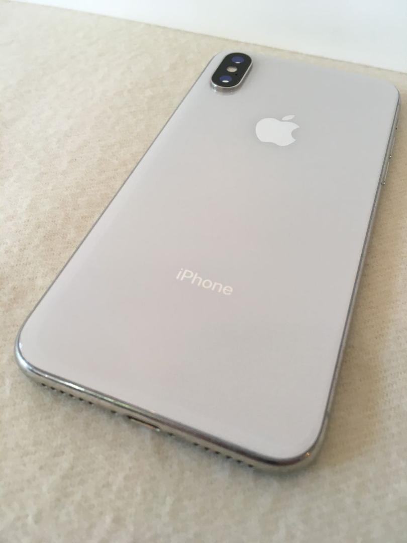 iPhone X 64GB シルバー SIMフリー 100％