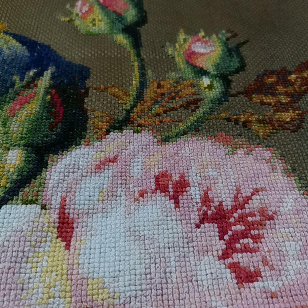 完成品✨美品 ハンドメイド クロスステッチ 刺繍 牡丹 お花 花瓶 ☆完成品☆ハンドメイド クロスステッチ 刺繍 牡丹 お花 花瓶