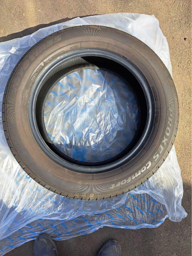 ※Takeshiさま専用　40アルファード TOYO 225/60R18 4本