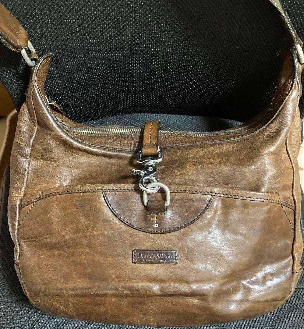 Daniel Bob ブラウンショルダーバッグDaniel Bob