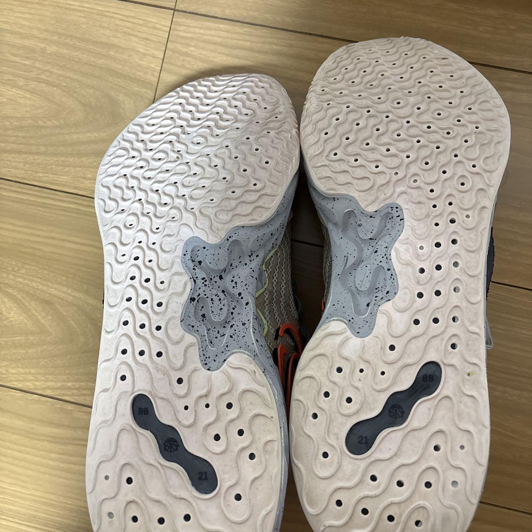 Nike バスケットボールシューズ GTRUN