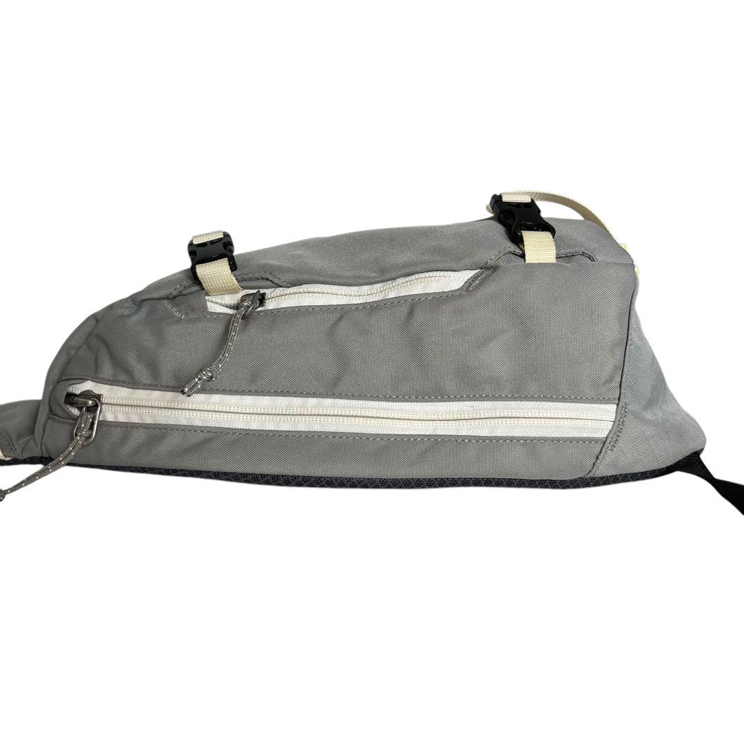 Patagonia one shoulder bag gray y2k 00s - メルカリ