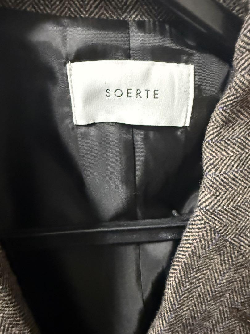 ソエルテ　double-breasted jacket サイズ2