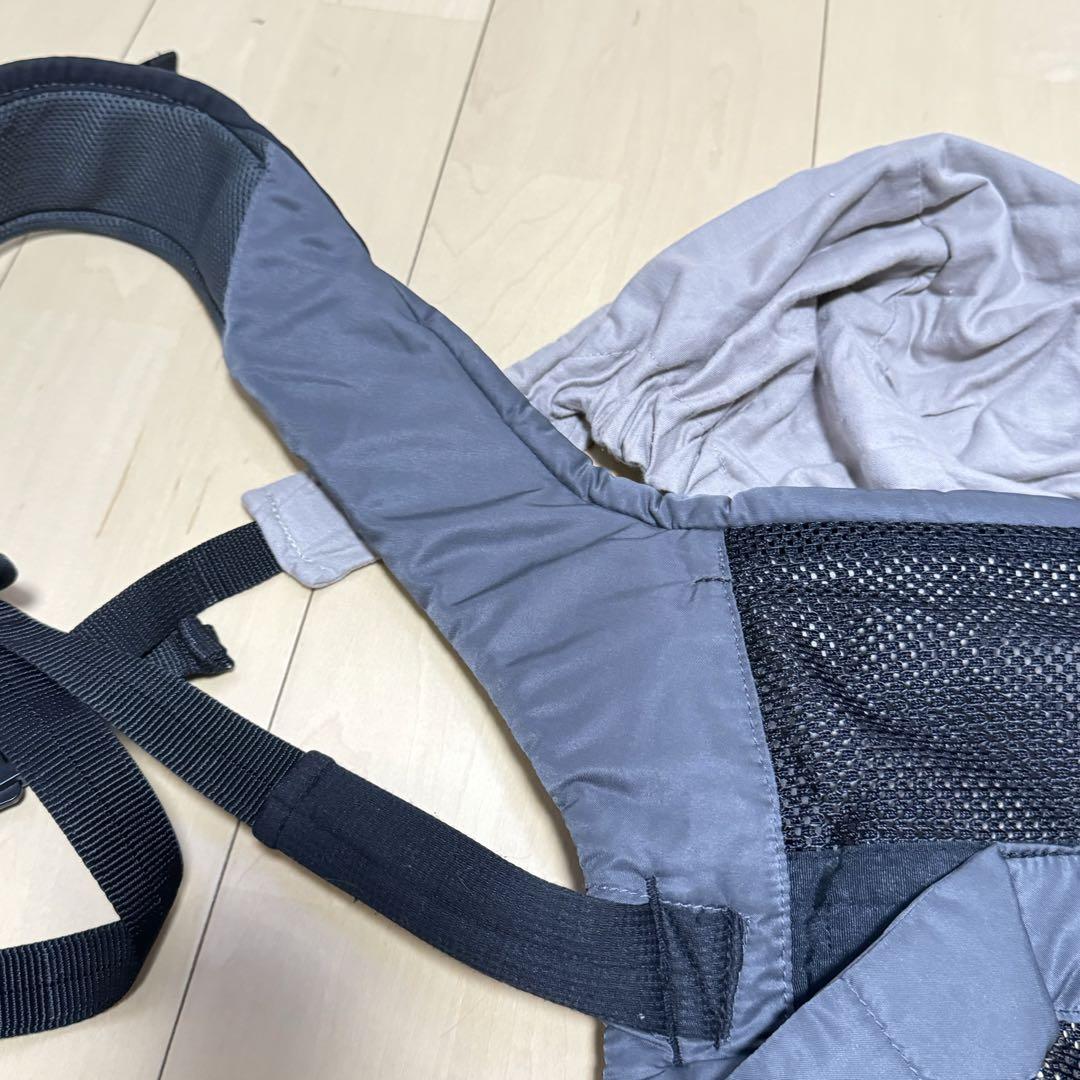 「くう」Combi Huggté 抱っこひも 15kgまで 新品未使用】Combi抱っこ紐 ハグッテ hugtte 1か月から使用可