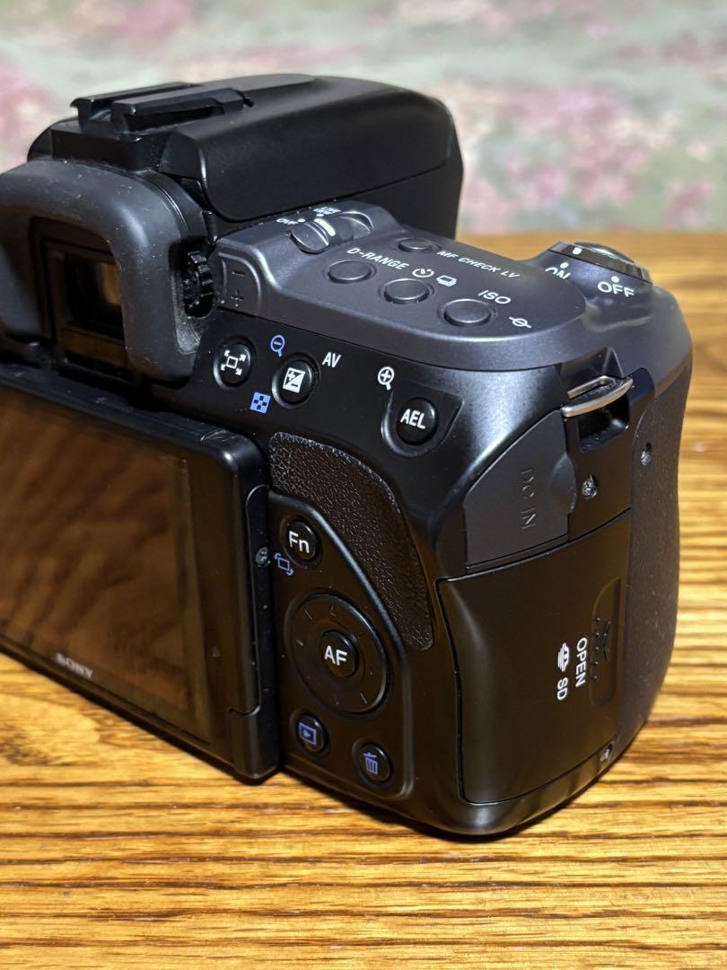 sony ソニー α550 DSLR-A550 ボディのみ バッテリーあり