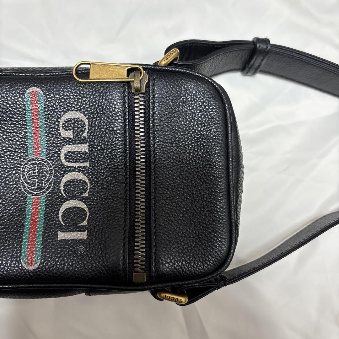 GUCCI ショルダーバッグ レザー ロゴプリント メッセンジャー ブラック 美 GUCCI ショルダーバッグ レザー ロゴプリント メッセンジャー