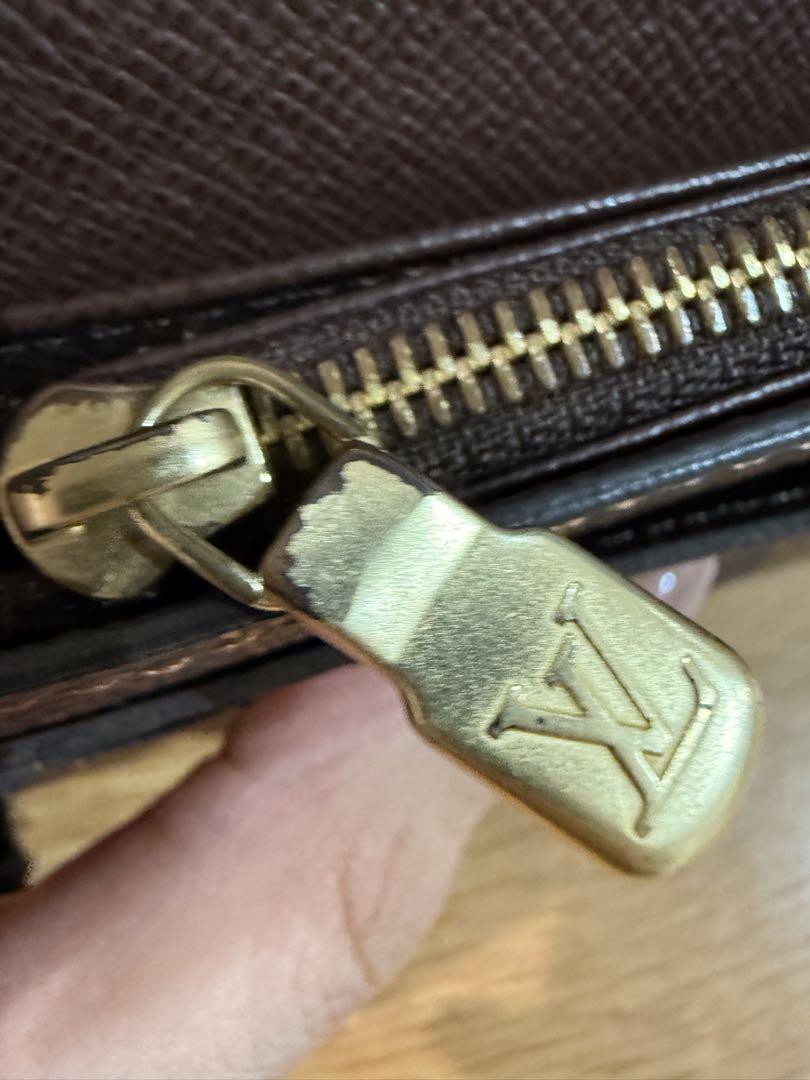 VUITTON