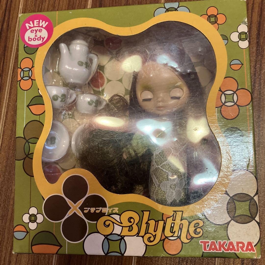 プチブライス　ティーフォートゥー