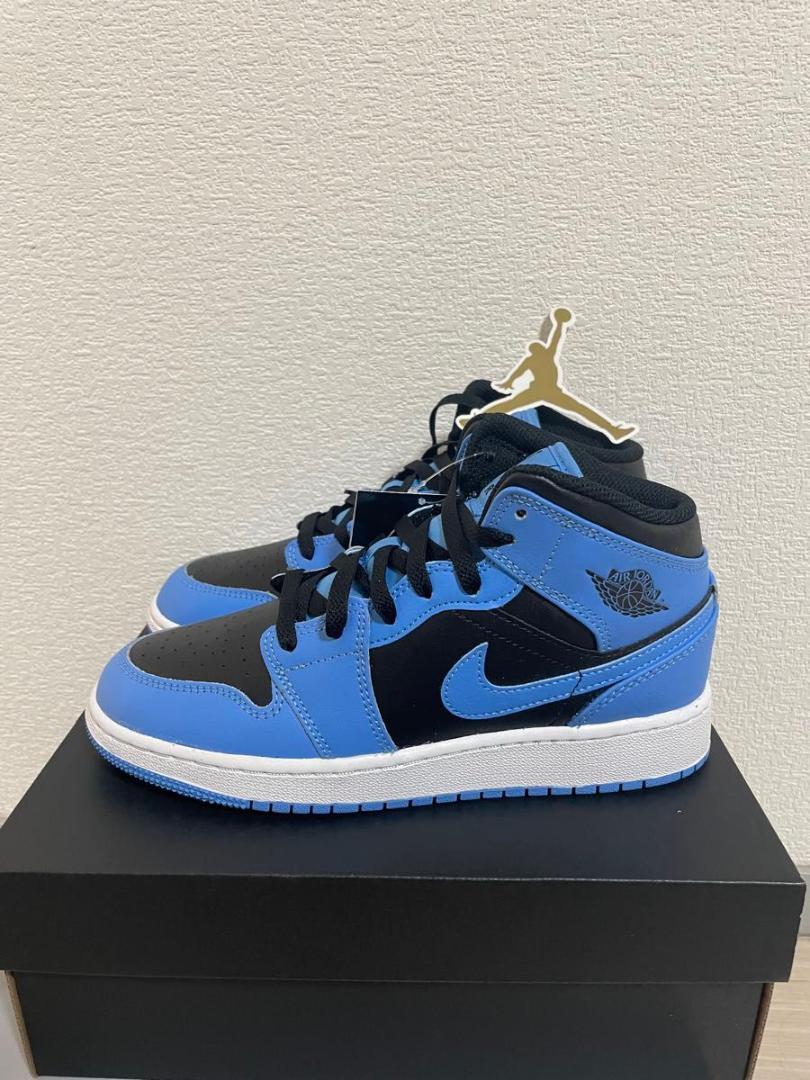 NIKE ナイキ エアジョーダン1 MID 24.5 AIR JORDAN 新品 ラスト1点 】24 5㎝ NIKE AIR JORDAN 1 MID SE GS ナイキ