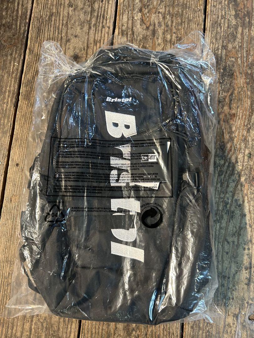 極美品 FCRB NEWERA TEAM URBAN PACK バックパック