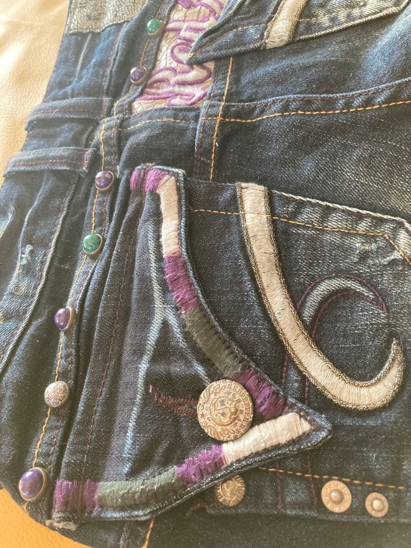 REDPEPPER 26 濃い色 ポリウレタン2%綿98% ストレッチあり REDPEPPER 26 濃い色 ポリウレタン2%綿98% ストレッチあり