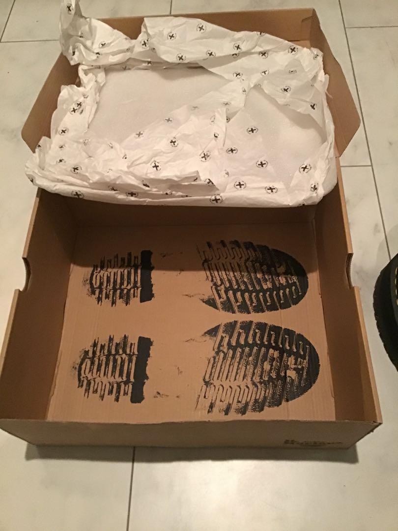 靴 Dr Martens