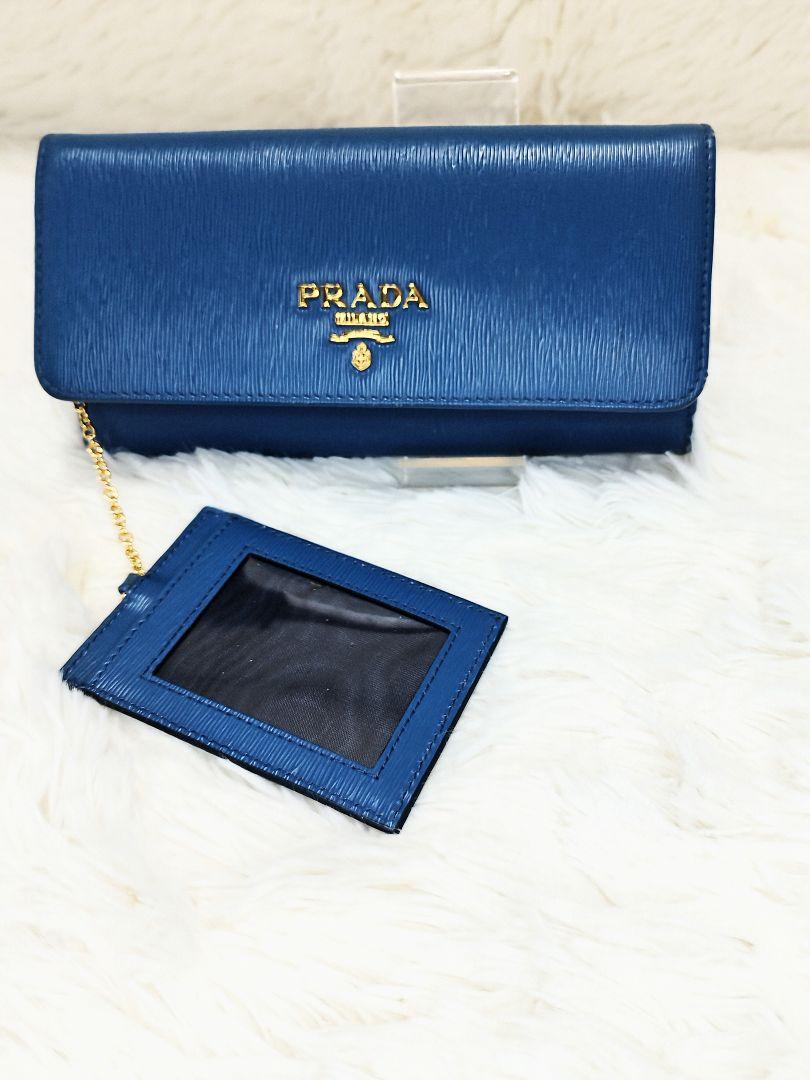 PRADA 青 レザー 長財布 カードケース付き　値引き交渉大歓迎です。