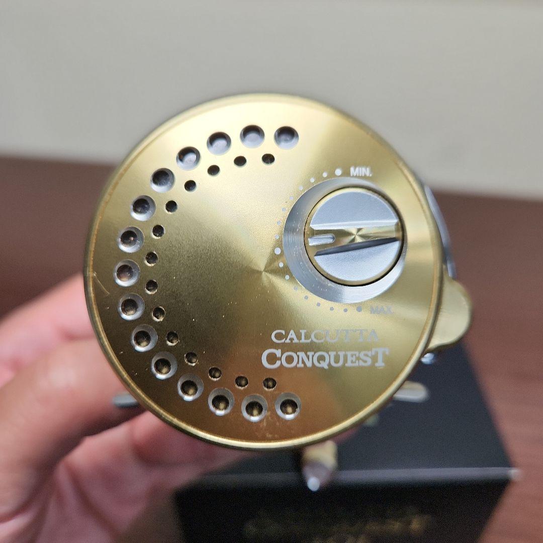 リール 15 SHIMANO CALCUTTA CONQUEST 401