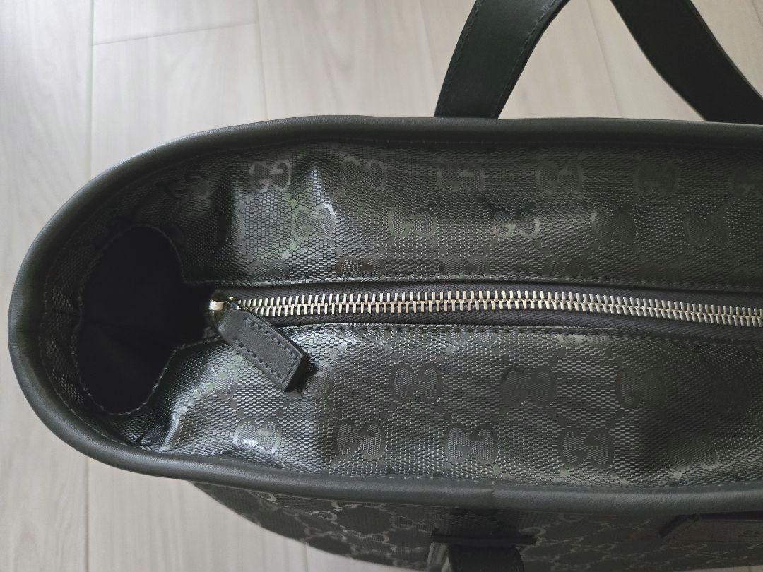 Gucci ダークグレー