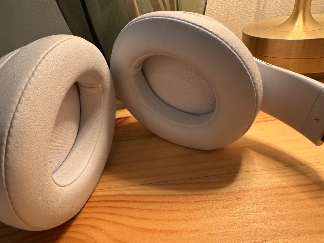 Beats Studio3 Wireless ホワイトゴールド
