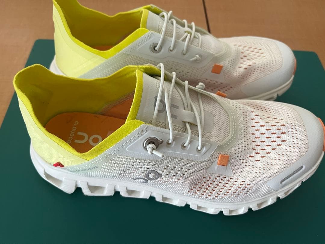 on オン Cloud 6 Coast クラウド6 コースト　イエロー　23cm