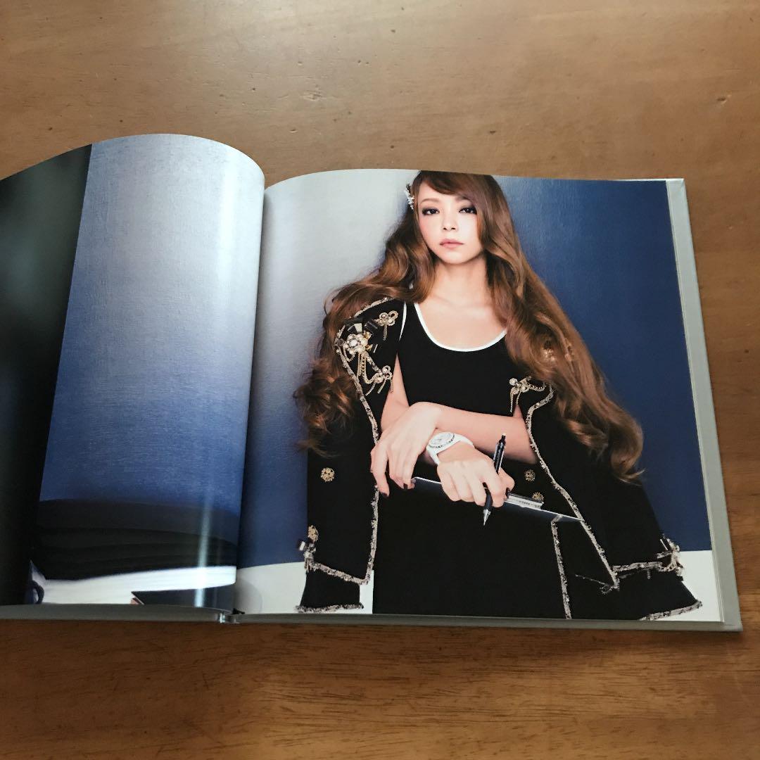Amazon.co.jp: 安室奈美恵 写真集 パンフレット 50/50 : 文房具
