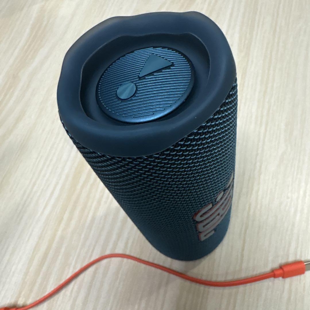 JBL 超美品 ほぼ新品 FLIP6 ネイビー ワイヤレススピーカー