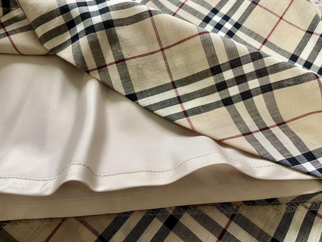 Burberry Blue Label チェック柄 フレアスカート 38 - メルカリ