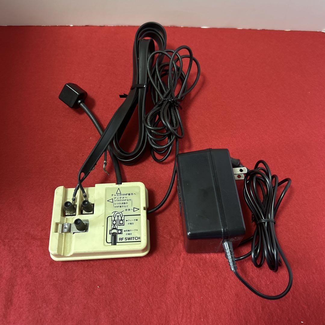 【美品】箱付き 任天堂ファミリーコンピュータ 初代