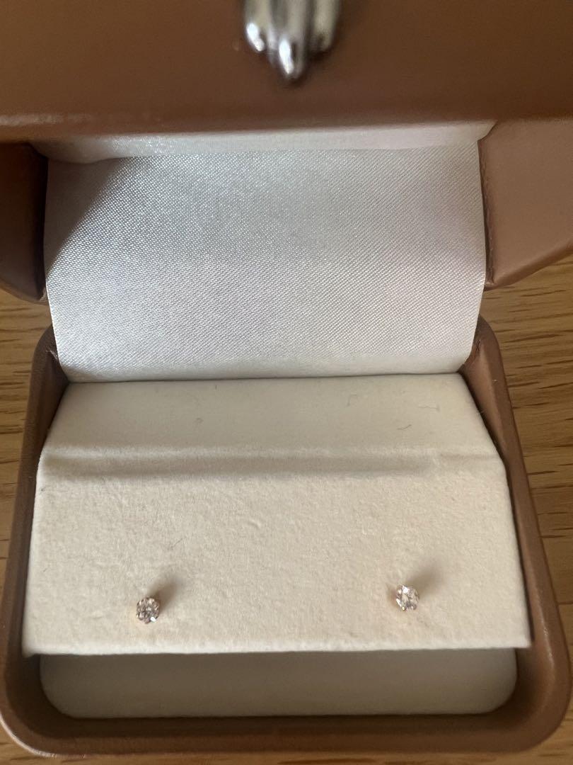 一粒ダイヤピアス total0.1カラット