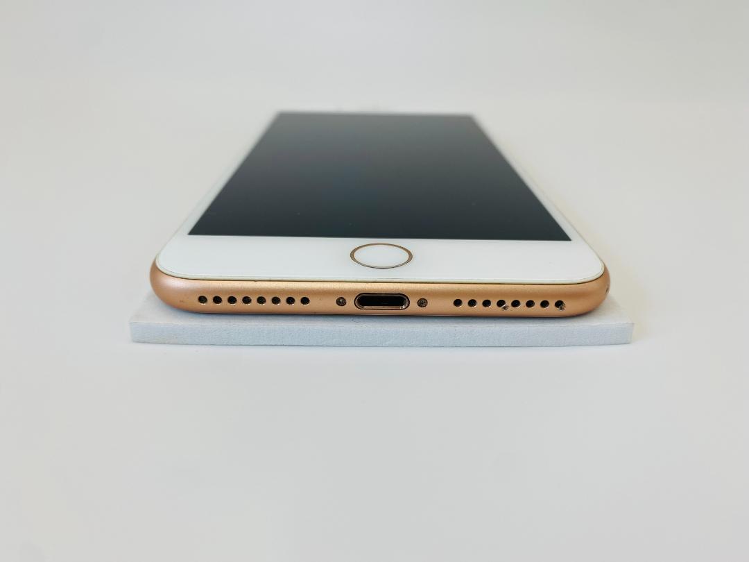 005iPhone8 Plus 64GB GD/シムフリー/大容量新品バッテリー 005iPhone8 Plus 64GB GD/シムフリー/大容量新品バッテリー