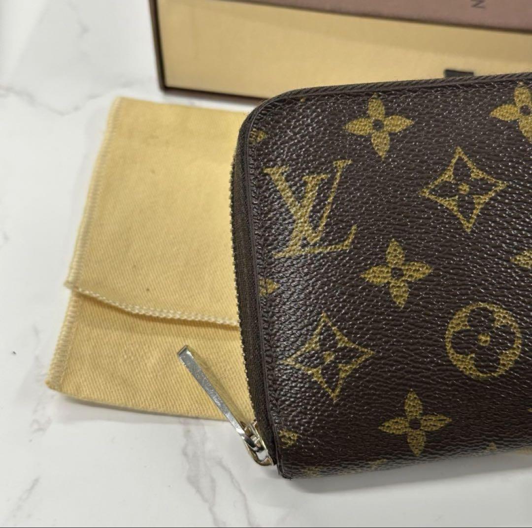 良品‼️ ルイヴィトン　モノグラム　財布　長財布　ジッピーウォレット